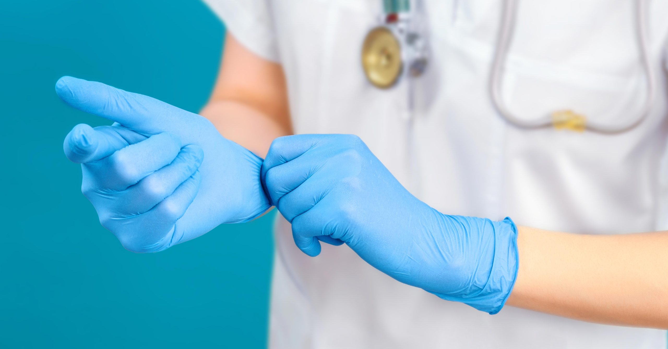 nitrile gloves have particularly gained prominence due to their versatile applications and protective attributes.