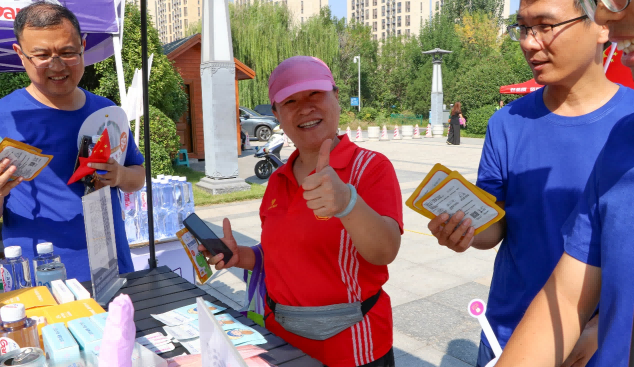 Recently, the “Love Zibo, Walk for Benefit” blood donation-hiking around Qisheng Lake organized by Zibo Municipal Health Commission and Radio & Television Station was a great success.