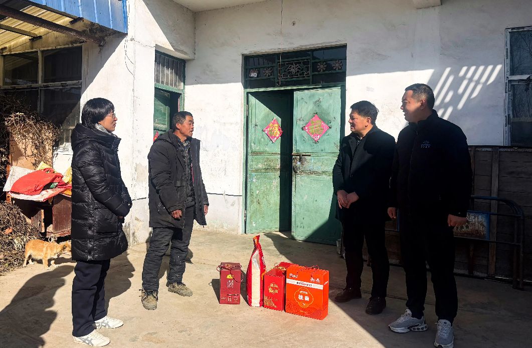 Anhui INTCO Medical Conducts Spring Festival Visits and Care Activities